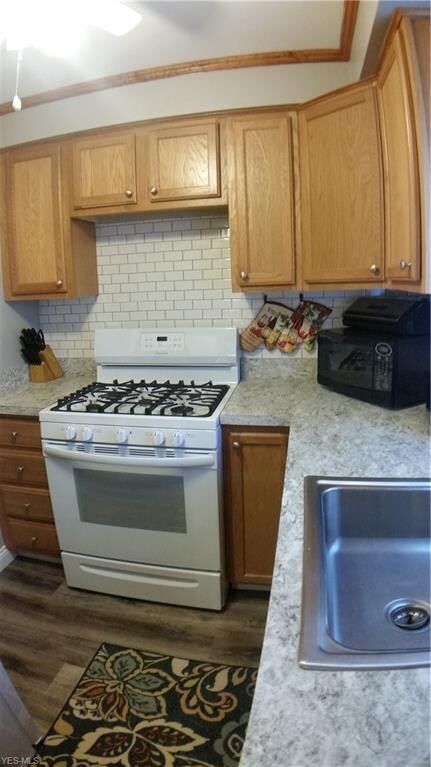 1529 Severn Ln unit 4F, Wickliffe, OH 44092 - photo 5