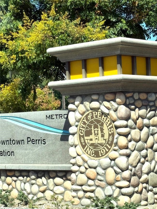 495 W 13th St, Perris, CA 92570 - photo 3