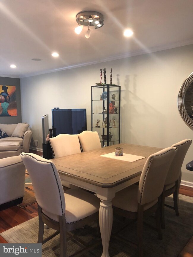 10 Van Buren Place, Lawrence Township, NJ 08648 - photo 5