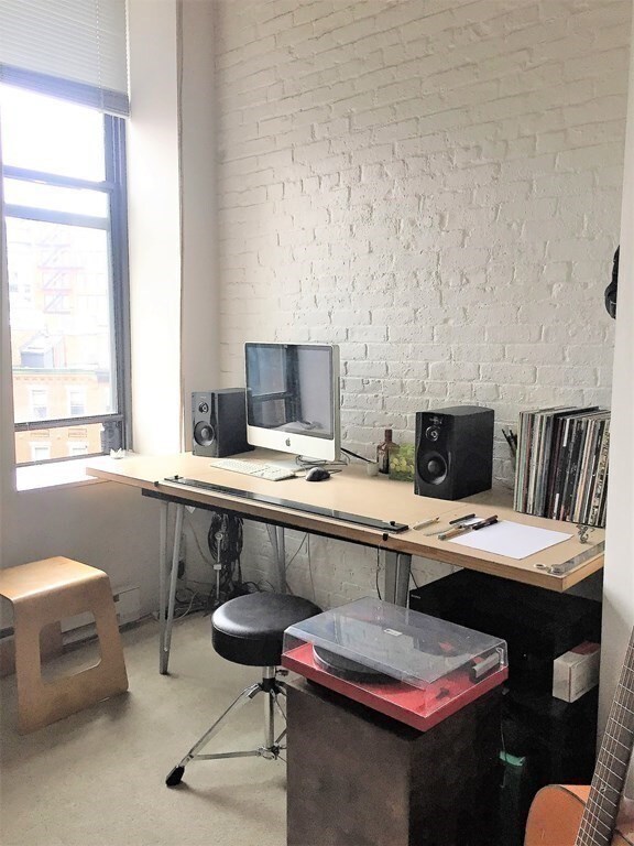 Marketplace Lofts unit 416, Boston, MA 02113 - photo 6