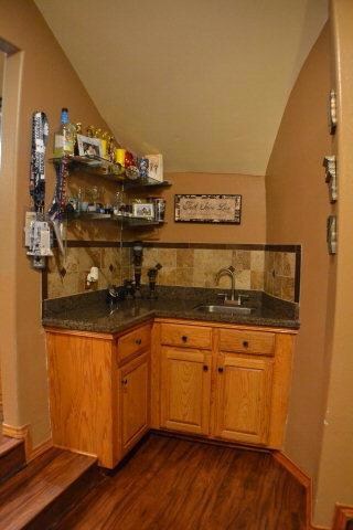 905 Alve Dr, Donna, TX 78537 - photo 5