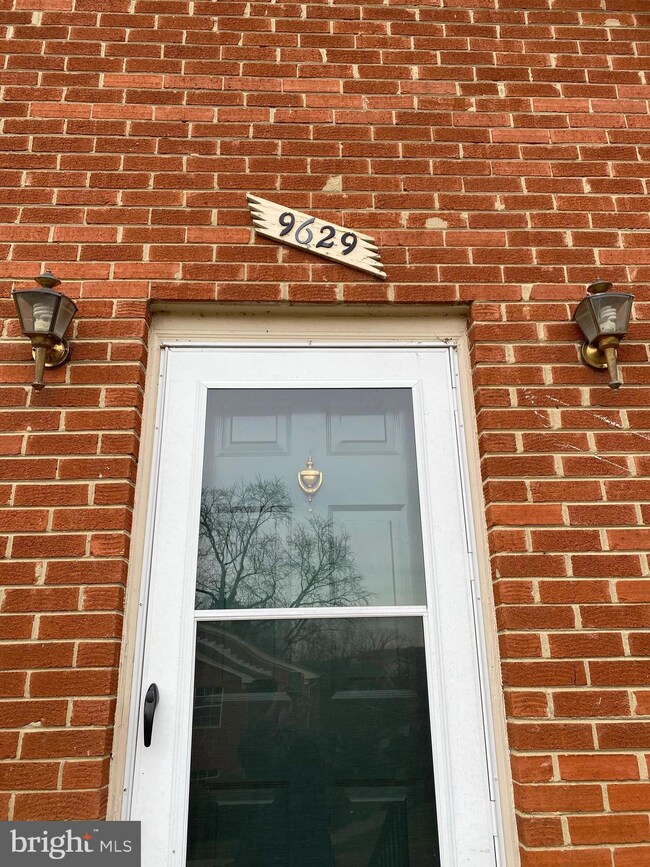 9629 Hagel Cir unit 26/A, Lorton, VA 22079 - photo 3