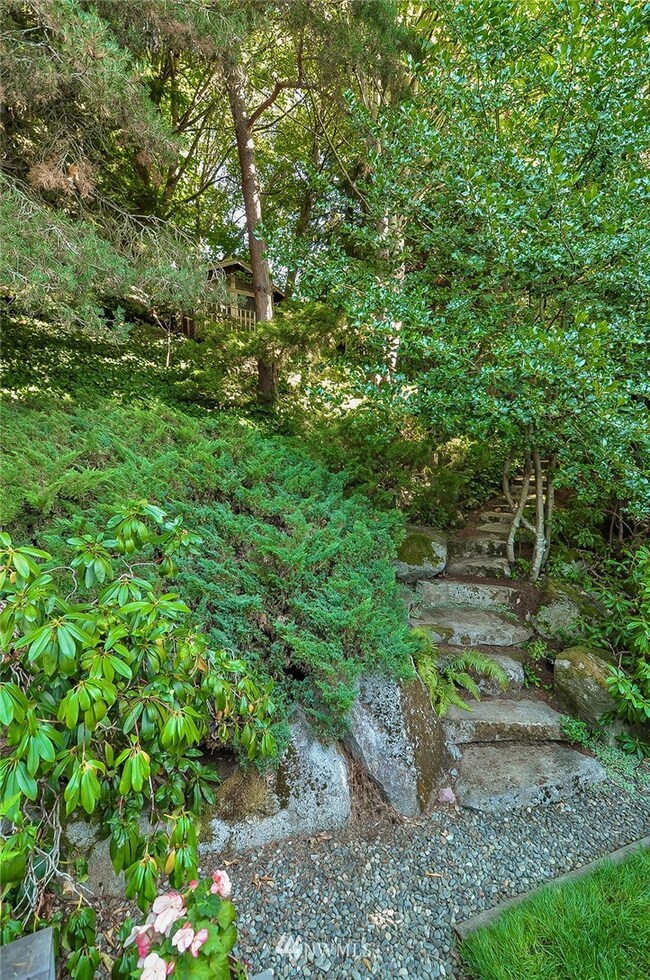 6550 81st Ave SE, Mercer Island, WA 98040 - photo 5