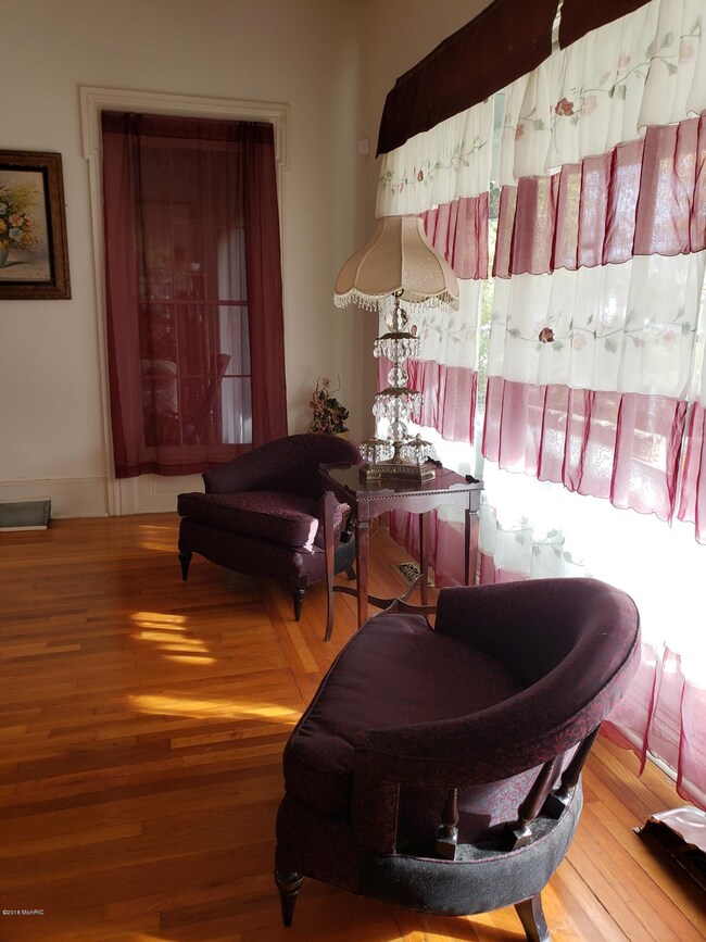 Liviing Room 2