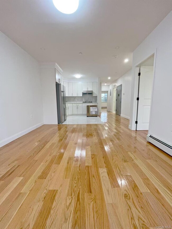 36-29 171st St unit 2F, Flushing, NY 11358 - photo 3