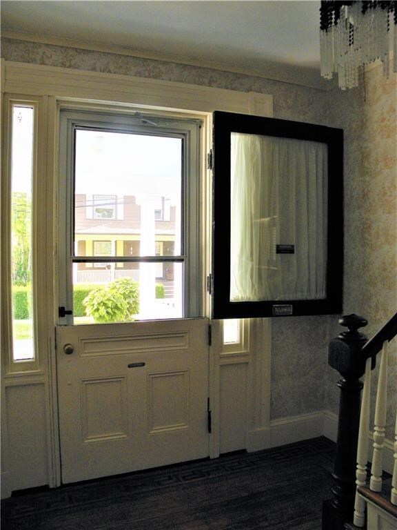 42 Byfield St, Bristol, RI 02809 - photo 6