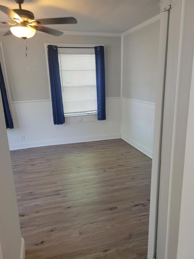 712 Jameson St, Weatherford, TX 76086 - photo 2