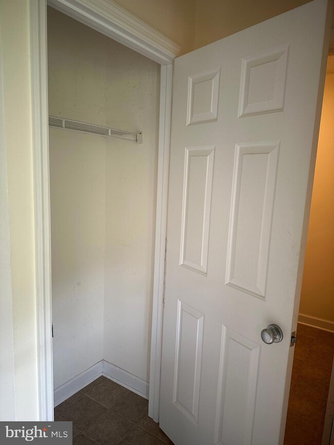 234 Southridge Dr, Berkeley Springs, WV 25411 - photo 3