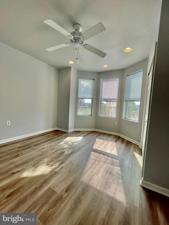 327 S Frazier St, Philadelphia, PA 19143 - photo 7