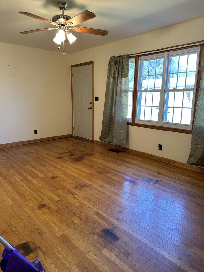 105 Kayden St, Shelbyville, TN 37160 - photo 7