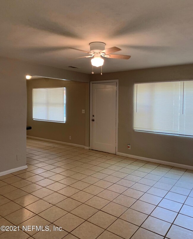 1119 Lake Shore Blvd, Jacksonville, FL 32205 - photo 6