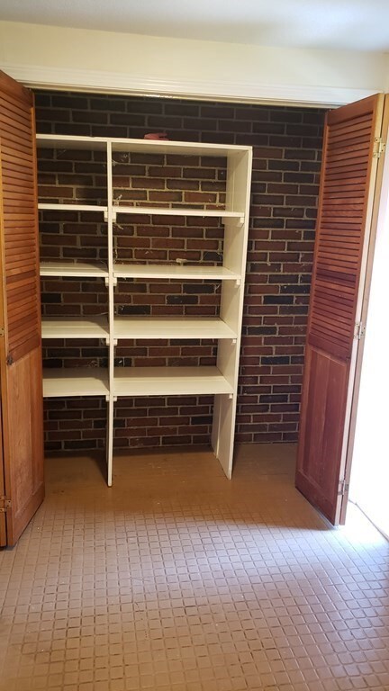 5 Eaton Ct, Amherst, MA 01002 - photo 6