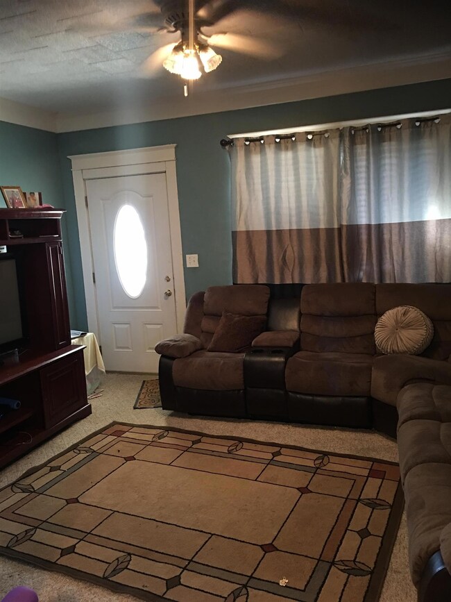 1101 Belmont Ave, Shelbyville, TN 37160 - photo 2