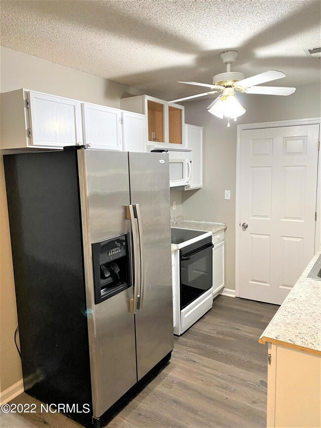 135 Settlers Cir, Jacksonville, NC 28546 - photo 4