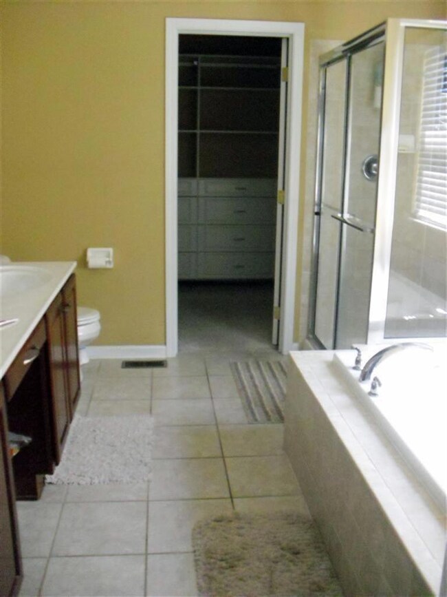 5884 Kensington Trail, Liberty Township, OH 45044 - photo 6