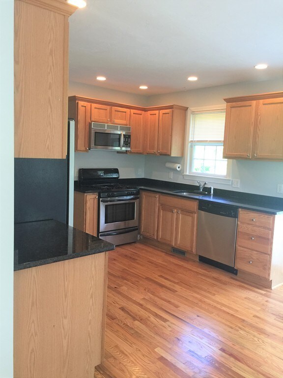 102 Main St unit A, Kingston, MA 02364 - photo 4