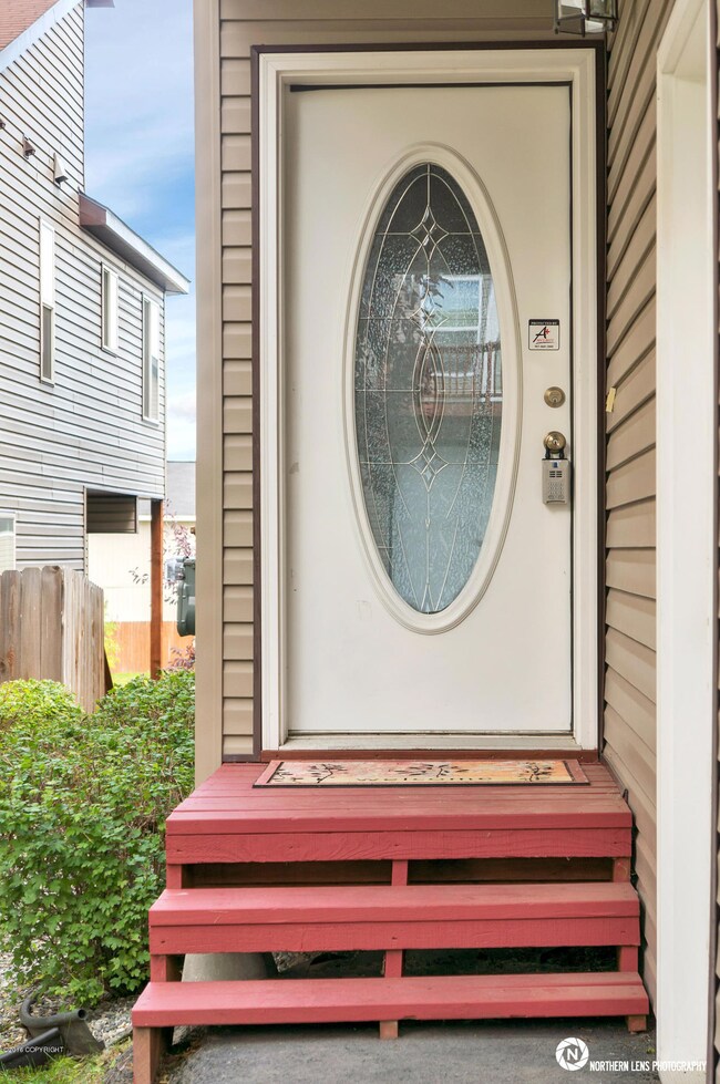 7_EntryExterior