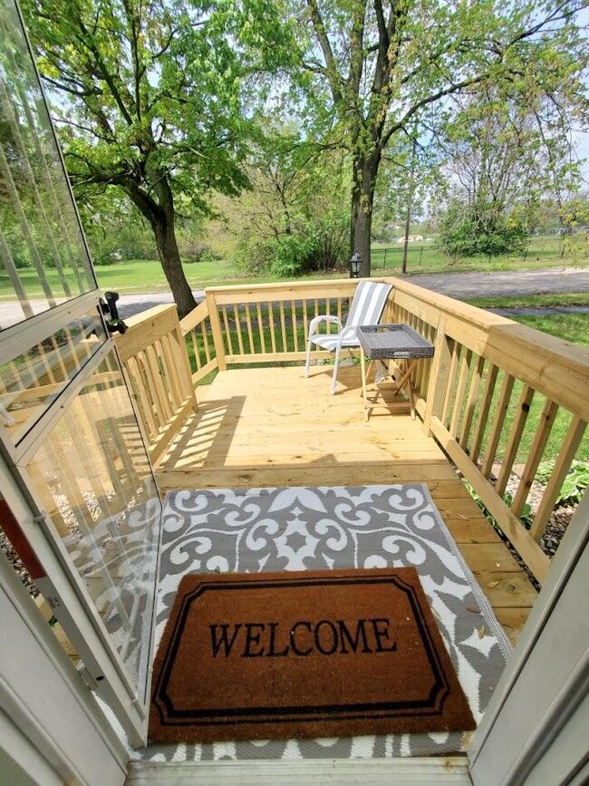 2221 Wallace St, Gary, IN 46404 - photo 4