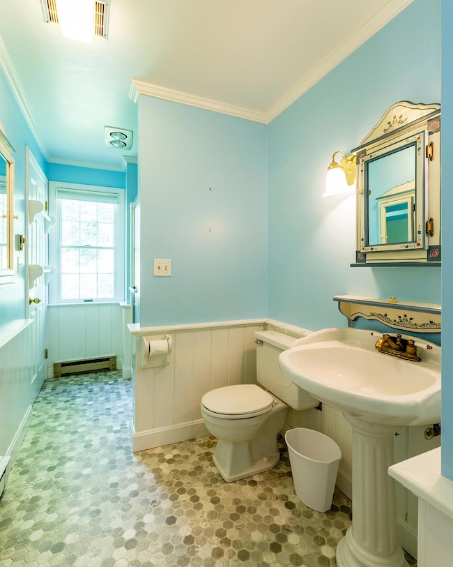 3 Curtis Ave, Camden, ME 04843 - photo 6