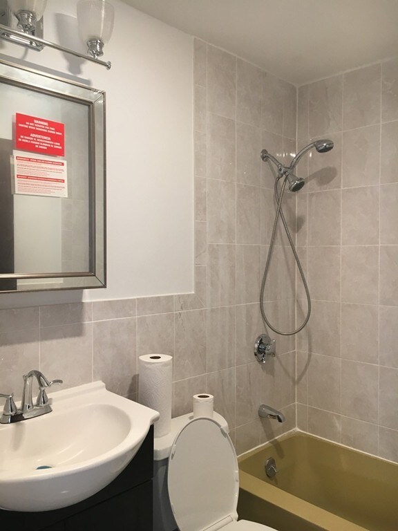 Sagamore Place Condominiums unit 507, Quincy, MA 02171 - photo 6