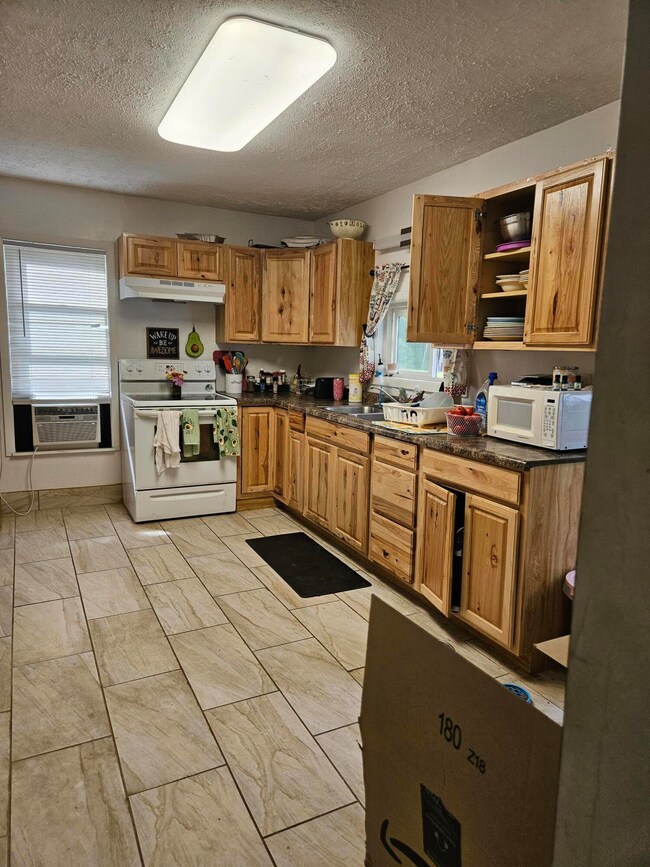 Stove-kitchen