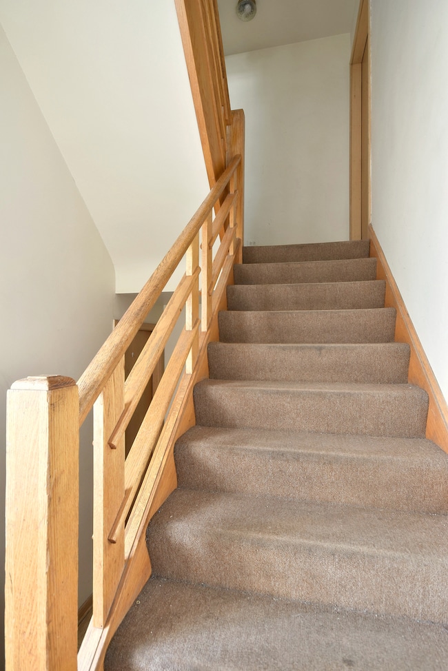 2334 N 72nd Ct unit 2W, Elmwood Park, IL 60707 - photo 4