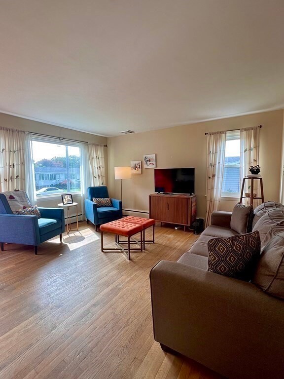 22 Jameson St, Fairhaven, MA 02719 - photo 5