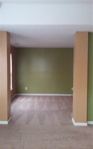 OWNERS BEDROOM SITTING AREA