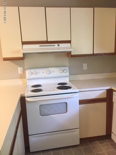 4502 Kimberly Way unit 201, Wilmington, NC 28403 - photo 3