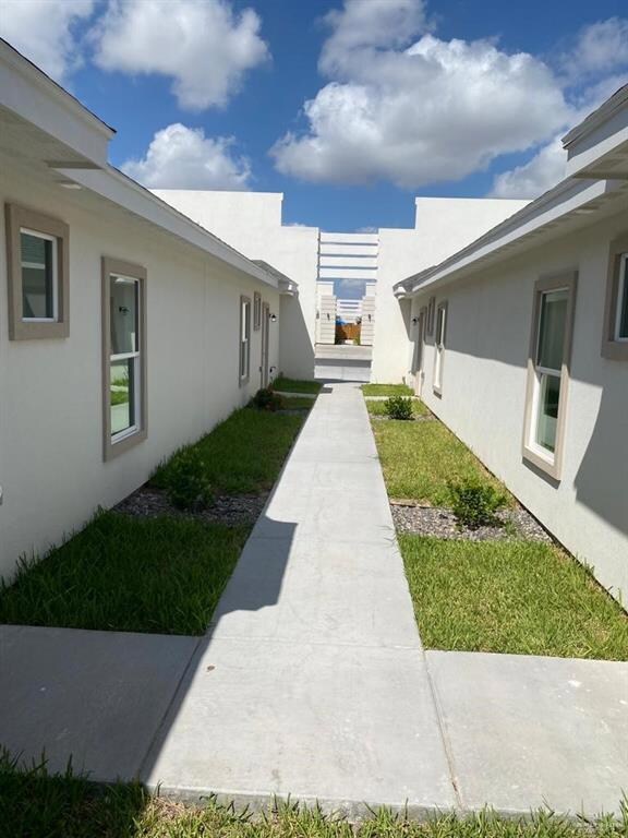 1412 Lore Dr unit 2, Weslaco, TX 78599 - photo 4