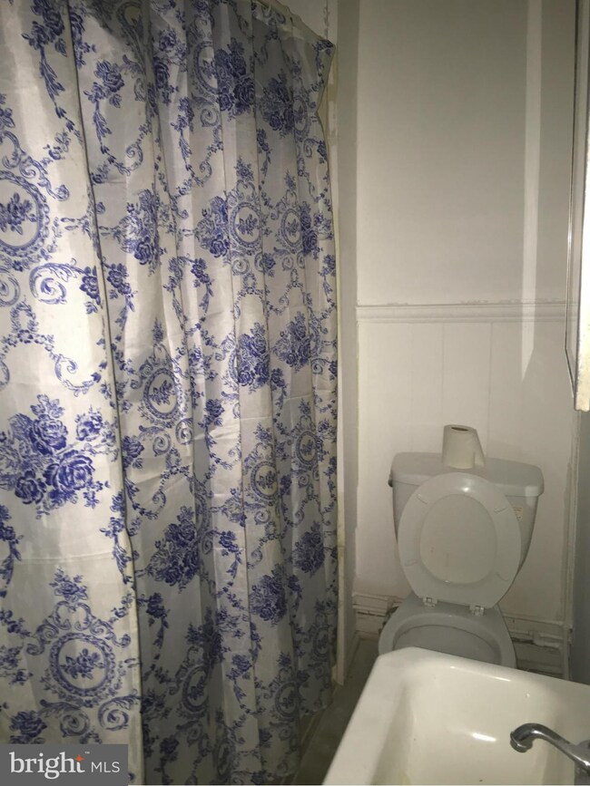 1720 Mcculloh St unit 2, Baltimore, MD 21217 - photo 4