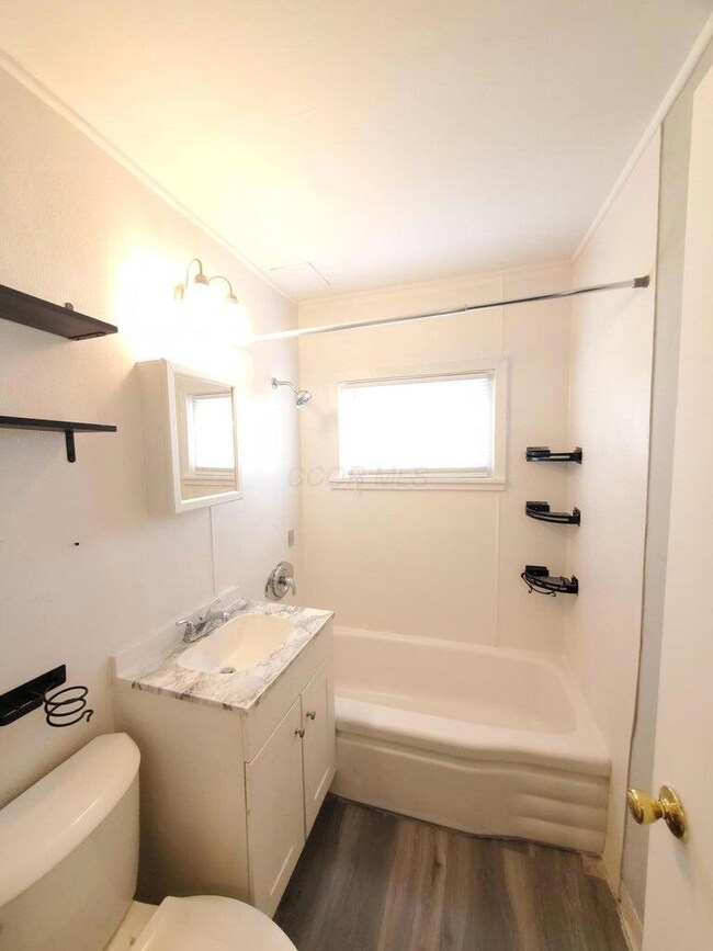 20251003133604209477000000-o