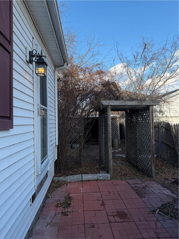 121 Samuel Ave, Pawtucket, RI 02860 - photo 5