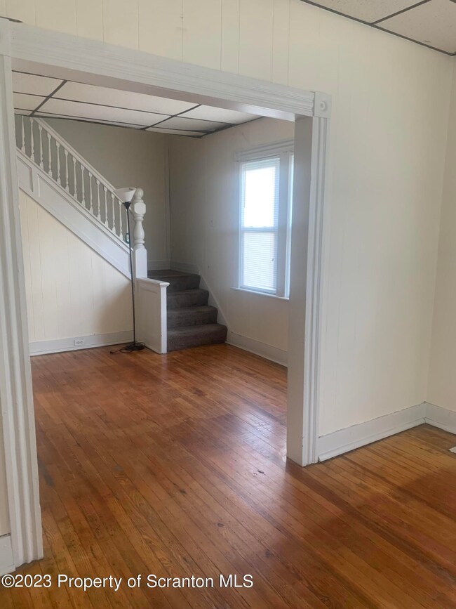 2430 Amelia Ave unit 2432, Scranton, PA 18509 - photo 2