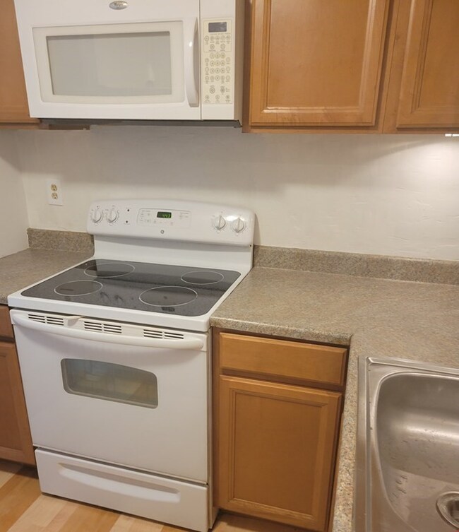 Brookside Condominium unit 2C, Weymouth, MA 02188 - photo 5