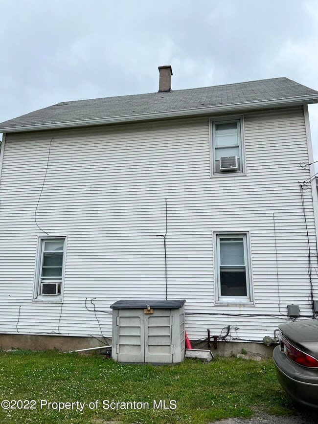 955 Johler Ave, Scranton, PA 18508 - photo 3