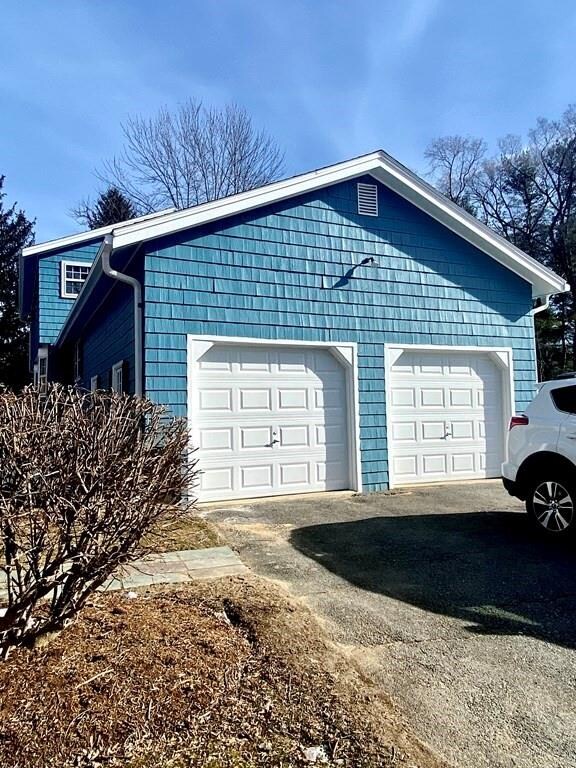 34 Minuteman Rd, Acton, MA 01720 - photo 4