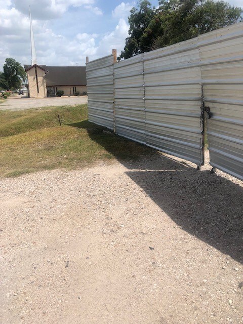 5887 W Montgomery St, Houston, TX 77091 - photo 7