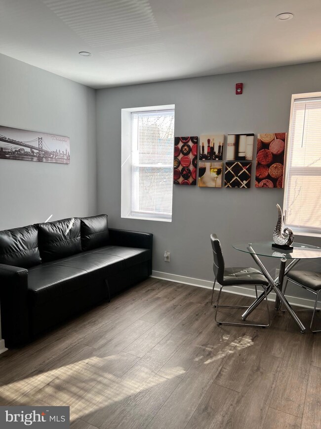4087 1/2 Lancaster Ave unit 1, Philadelphia, PA 19104 - photo 2