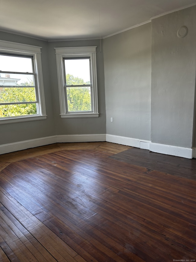 155 Washington St unit 8, New Britain, CT 06051 - photo 5