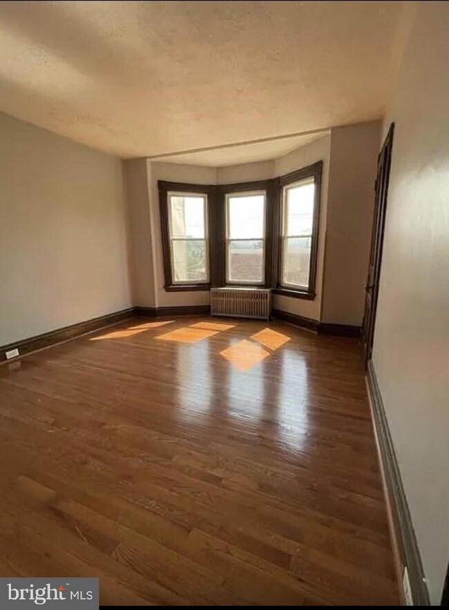 166 Clymer St, Reading, PA 19602 - photo 2