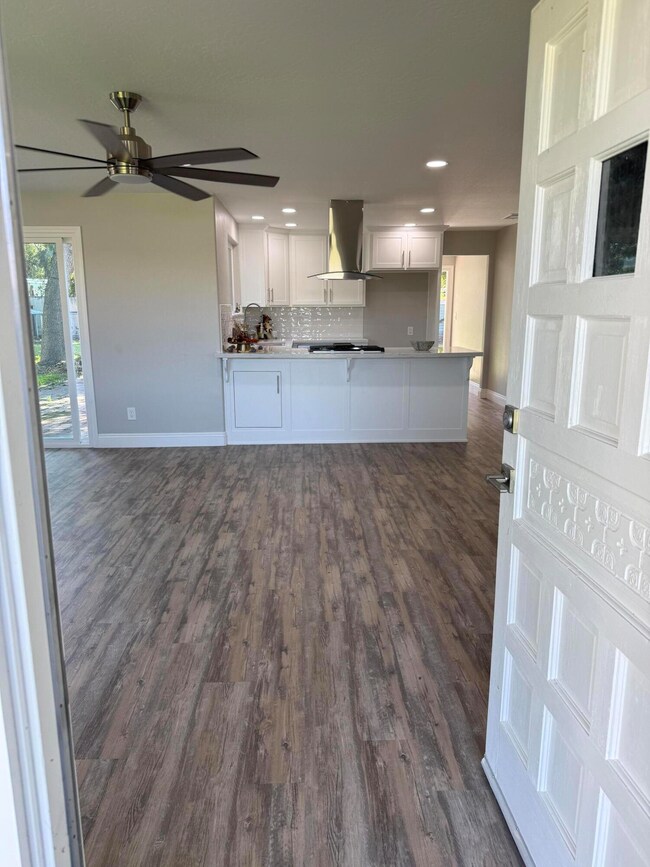 24323 Avenue 324, Woodlake, CA 93286 - photo 7