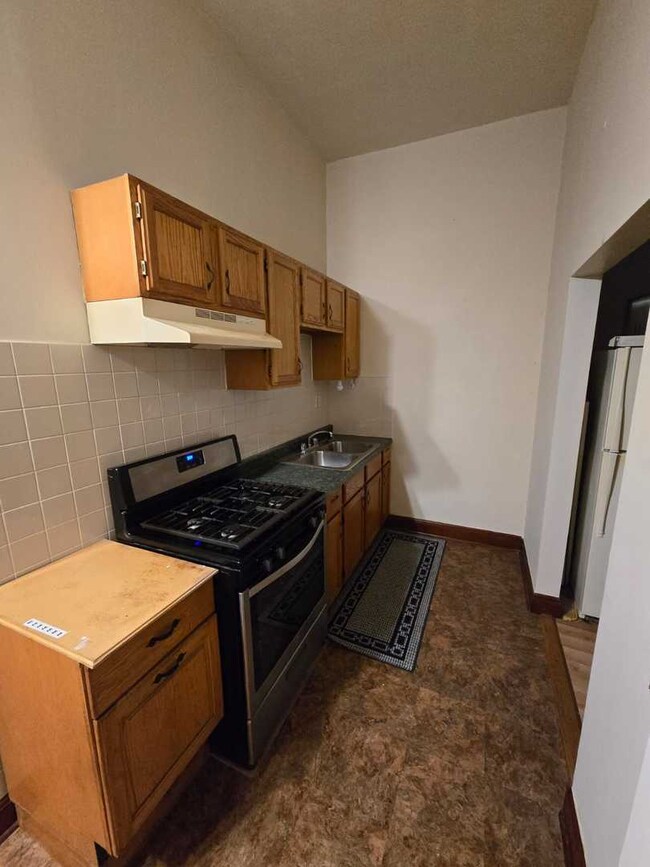 1014 E Prairie Ave unit 1RW, Des Plaines, IL 60016 - photo 5