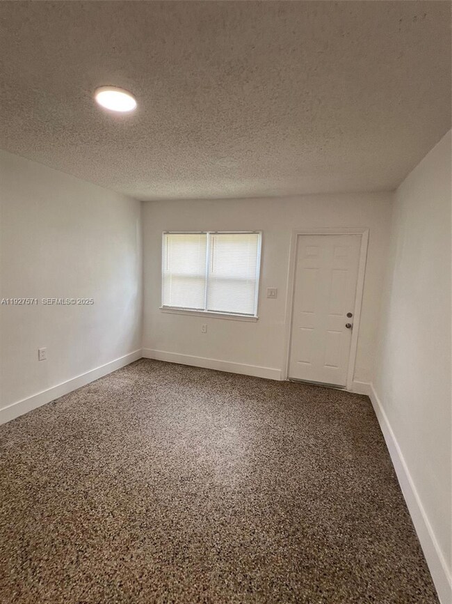 1948 Fillmore St unit 1948, Hollywood, FL 33020 - photo 3