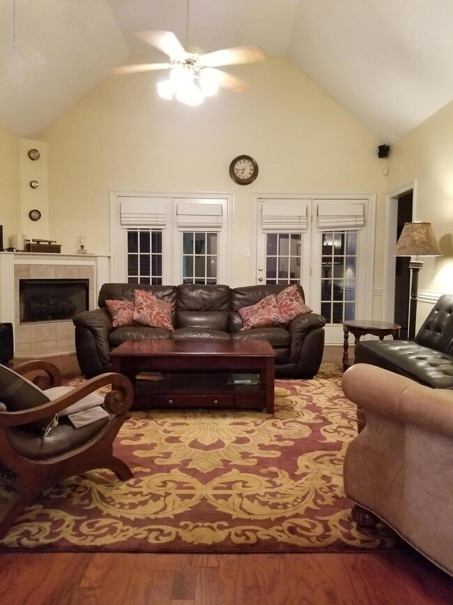 Golden Oaks Corner Fire Place