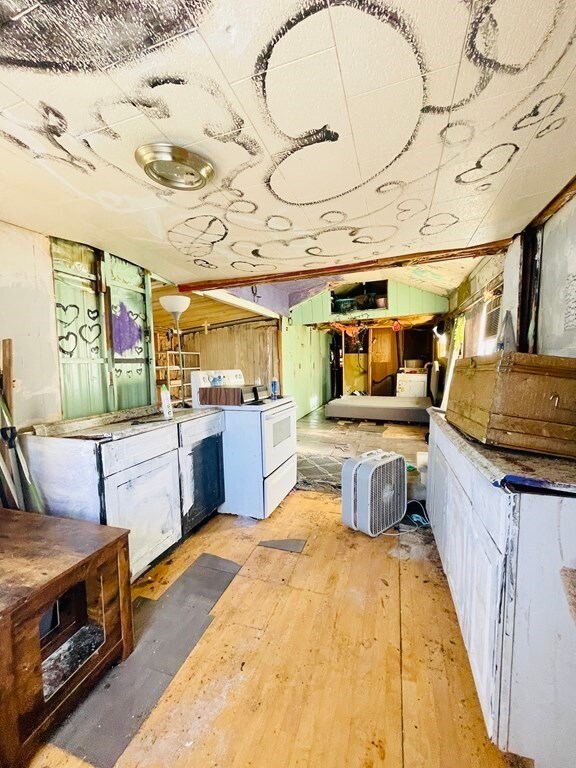 305 Turnpike St unit 16, South Easton, MA 02375 - photo 5