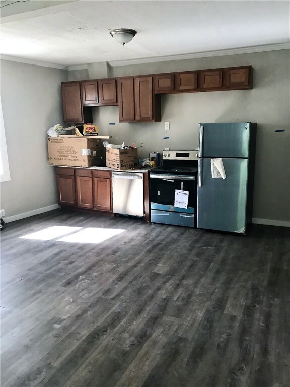 473 Wall Ave unit B, Wall, PA 15148 - photo 2