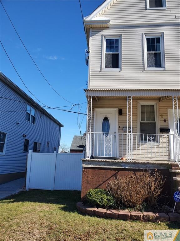 26 Christopher St, Carteret, NJ 07008 - photo 5