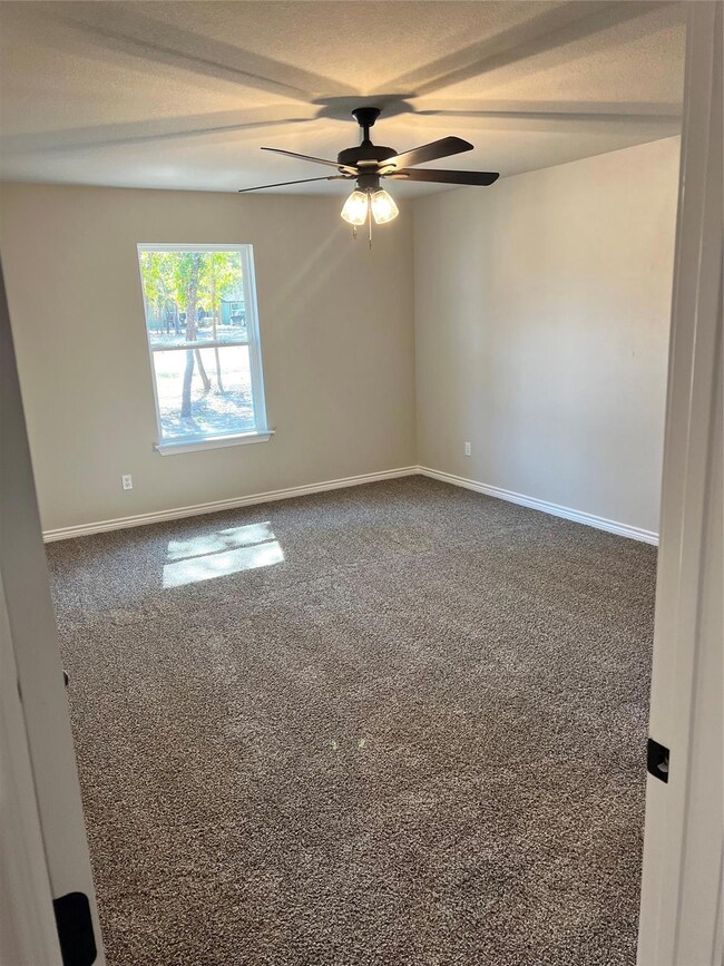 2070 Brown Loop, Poolville, TX 76487 - photo 6