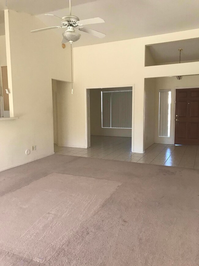 405 W Primoroso Dr, Gilbert, AZ 85233 - photo 5